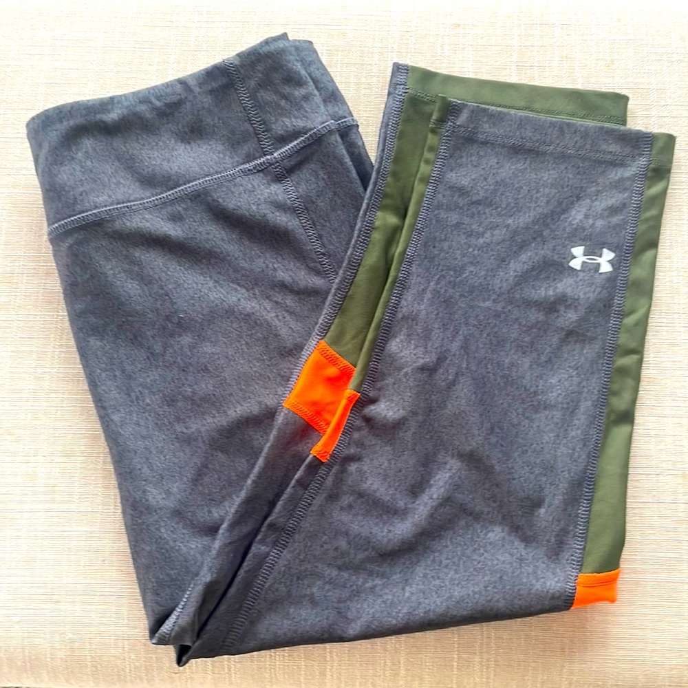 Under Armor heat gear leggings